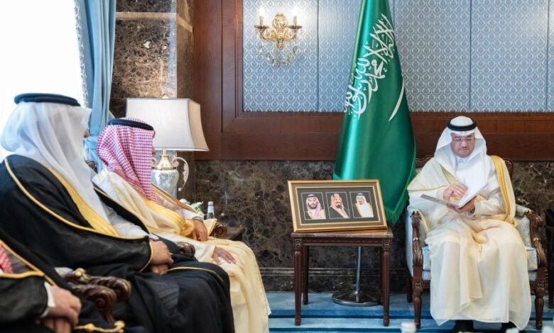 محافظ-الأحساء-يطّلع-على-جهود-وبرامج-بنك-التنمية-الاجتماعية-بالمحافظة