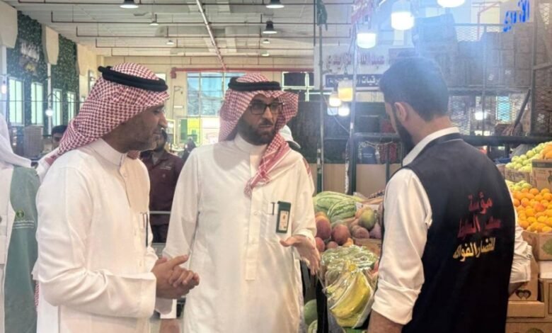 مدير-بيئة-الطائف-يقف-ميدانياً-على-الأسواق-والمسالخ