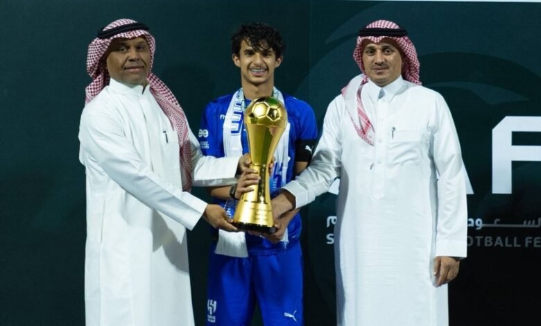 تتويج-الهلال-بلقب-الدوري-السعودي-الممتاز-تحت-17-عامًا