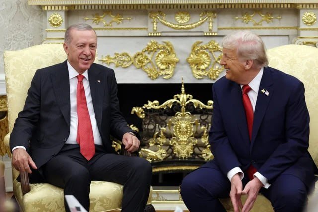 ترامب-يشيد-بأردوغان:-“حليف-قوي-لا-يملك-أحد-علاقة-كعلاقتي-به”.