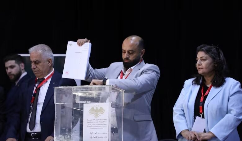  السلطة-السورية-تعقد-أول-جلسة-برلمانية-في-مناطق-انتزعتها-من-“قسد”
